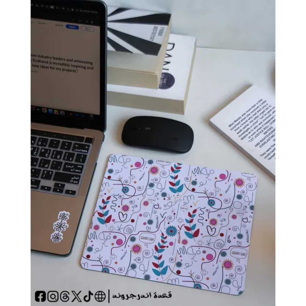 ZDRHZiv9QxHzv0g7j3Bjv8HotQHn6C4RhnqbJB4e.jpg white flowers -mouse pad - الصورة 1
