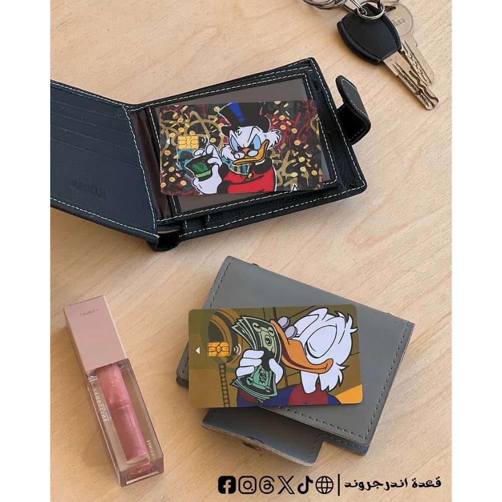 g6RVYzAGzGi9hS5iPAUFdmygfsIEkGAMk6OVhaRG.jpg Donald Duck- couple Visa Sticker - الصورة 1