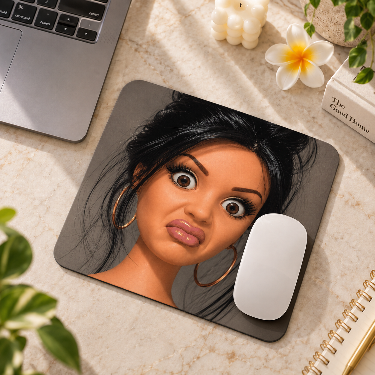 8 Judging you 4 - mouse pad - الصورة 1